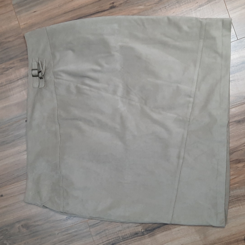 CATO Faux Beige Suede Skirt size 24W